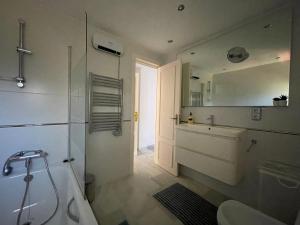 Los Ninis Holiday Home