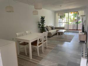 Los Ninis Holiday Home