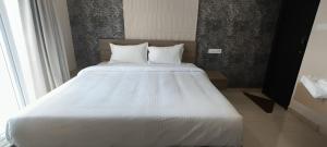 Skyline Suites