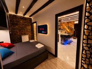 Joseph House - Elegant Design Apartment in Centro Trieste