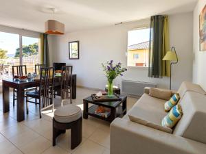 Var Coast Duplex Apartment for 8