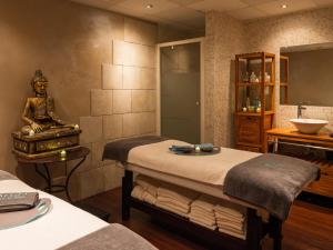 Village Duplex for 8 with Spa, Fayence