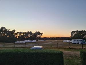 Mobile home with shared pool 6 PAX