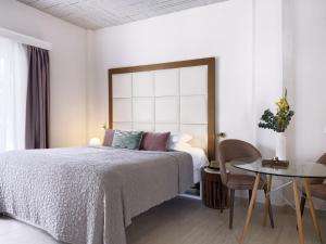 King Jason Paphos - Designed for Adults by Louis Hotels