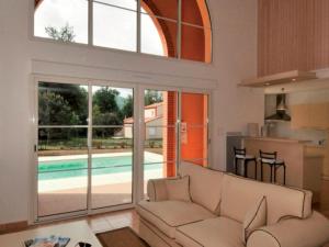 Golf-Side Sanctuary in Mazamet