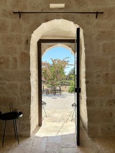 Trullo With Stone Pool In Ceglie Messapica