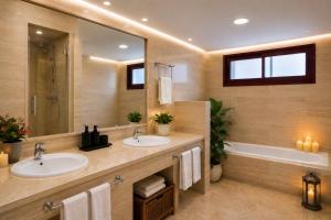 Alta Luminara Boutique Residence Sea View Terraces Marbella Hills