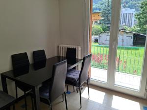 Appartement Le Renouveau 4 bedrooms, sleeps 8 max