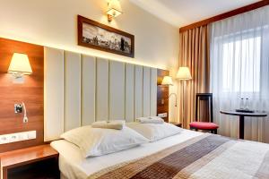 Amber Hotel