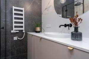 NEST Boutique Barlickiego - City Center - Self Check-In - Fast WiFi