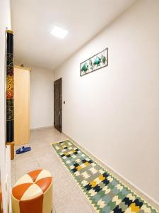 Cozy Breeze Central Apartment