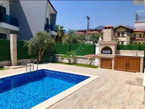 VILLA CEYLINs