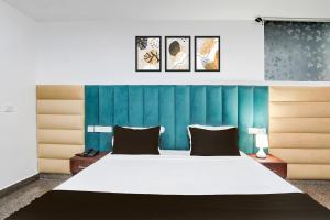 Hotel O R S Golden by RS Group