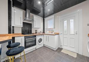 Mayfield Apartment by Klass Living Hamilton