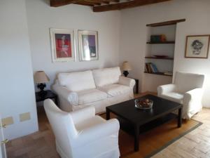 Traditional apartment in heart of medieval village