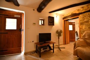 Rogdia Mountain View Apartment