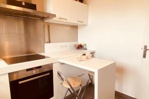 Bright and unoverlooked apartment