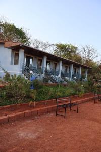 Beach and Hills Resort Diveager