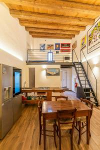 Historic Apartment With Views Of Abruzzo Valley
