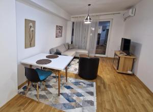 M&D Apartment Central Bus Station
