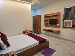 Rudra Guest House