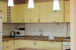 Central Tbilisi Apt near Rustaveli Avenue - Wehost