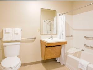 Double Room with Two Double Beds - Accessible/Non-Smoking room in WoodSpring Suites Kansas City Lenexa