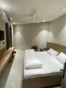 Hotel Yuvaansh Banquet and Restuarant