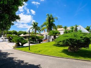 Villa Fogliano con Dèpendance