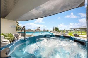 Coastal Oasis Beach View Pool and Gym