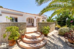 Villa Taina Iti by Abahana Villas