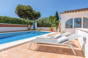 Villa Taina Iti by Abahana Villas