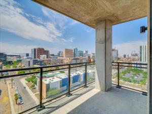 Global Luxury Suites at Downtown Phoenix