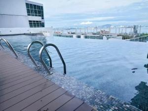 Maritime comfy stay Karpal Singh Drive Georgetown