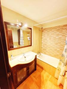 URB LAS ARENAS By SIT ISLA CANELA -REF 276-