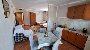 Ivanovic Family Studio Apartments