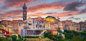 Pura Apartment Hill View Stay near Peccioli & Lajatico