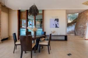 New! Villa Palau