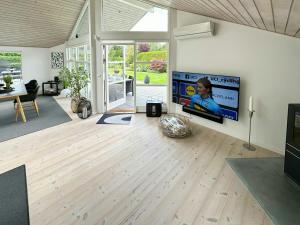 Modern Holiday Home By Marielyst Beach