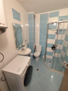 Апартамент с басейн в Aquamarine, Обзор, до морето