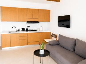 aelia beach living I