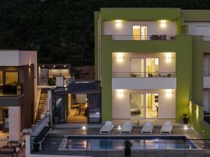 Villa Green Horizon with sea view