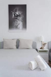 Heart of Old Town Charles Bridge Wenceslas Square Spacious 3-Bedroom Apartment