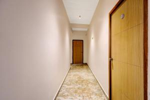 Super Townhouse IT Chennai Formerly Radha Jayam Residency