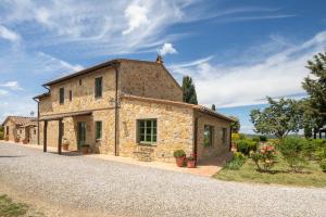 Villa Campriano 7 by VacaVilla