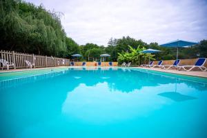Camping 4 étoiles - Piscine - ccbfiaf