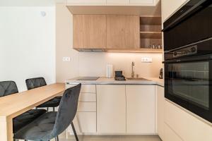 Hajnal Residence #3 Premium by Mital