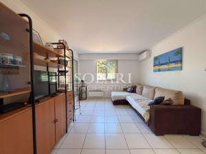 Terrace with sea view air conditioning garage beaches & shops