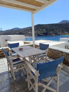 TDM Beach House Sifnos at Faros Beach