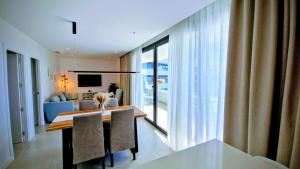 Maras Apartments Higuerón West - Premium Dual Apartment - 3 Community Pools